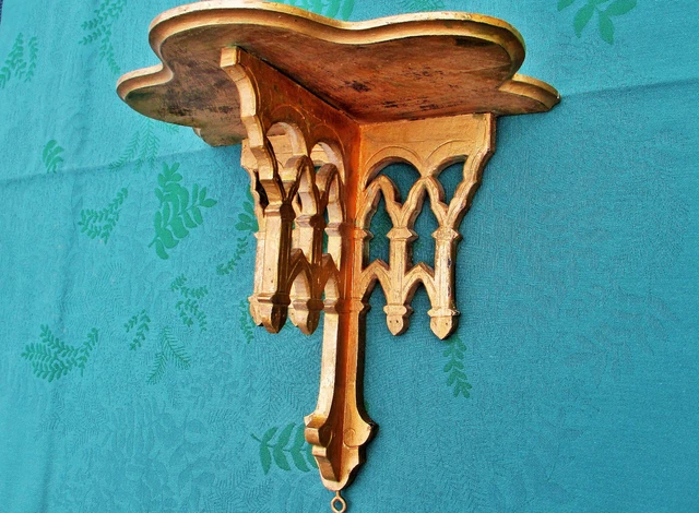 Étagère console ancienne Gothique doré bois Console shelf old Gothic gilded wood
