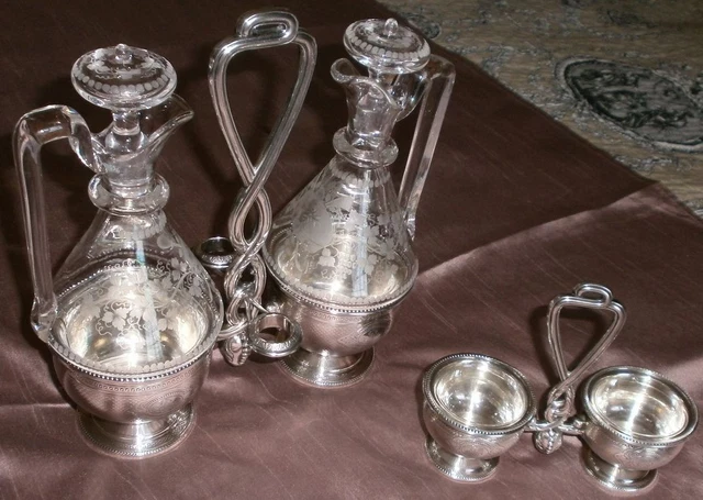 Ensemble de salière et poivrière en argent sterling de style français