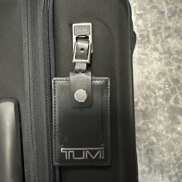 Tumi International Expandable 4-Wheeled Carry-On – Alpha 3 – Castle Gray 124793 3