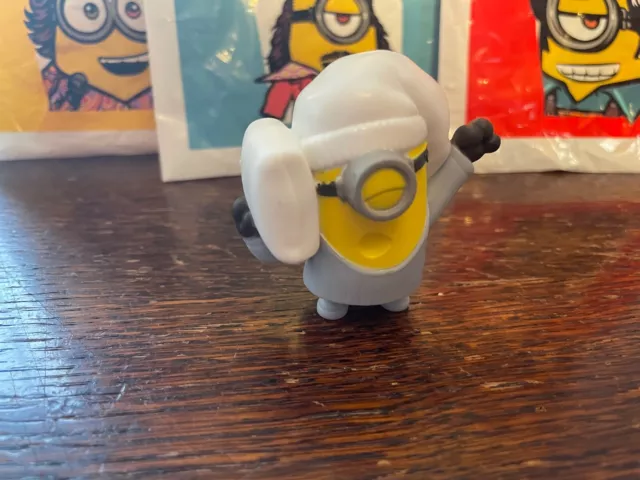 McDonalds Happy Meal Toy UK 2020 Minions Rise Of Gru Figure - BEDTIME MINION