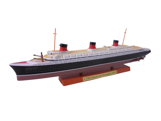 Jouet Ancien – Bateau Paquebot Mécanique En Tôle – Années 1930