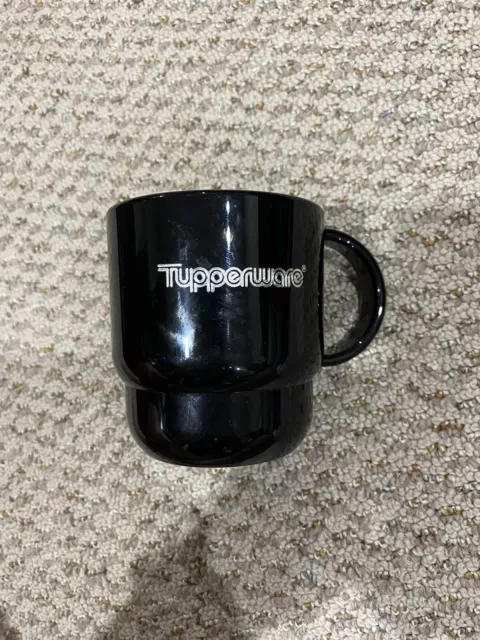 https://www.picclickimg.com/ok8AAOSwzYNjwcmu/Used-Tupperware-Stackable-Coffee-Cup-Mug-2224a-2-BLACK.webp