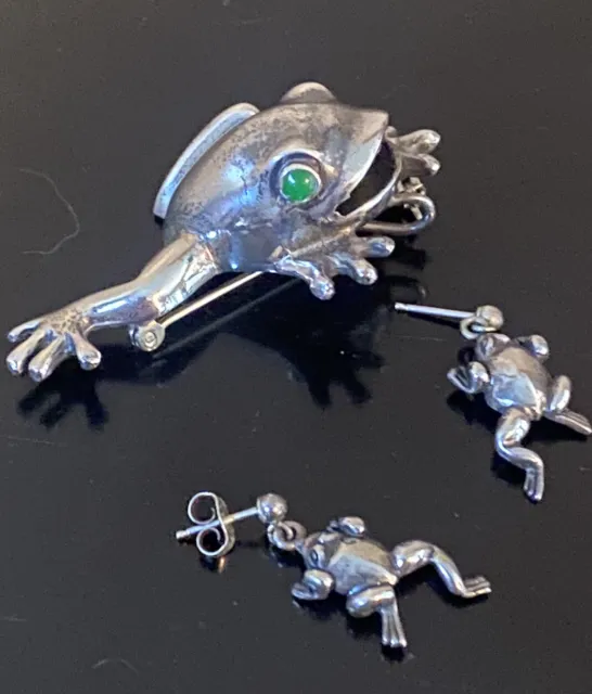 Vintage 925 Sterling Frog with Green Eyes Brooch Pin and Matching Earrings