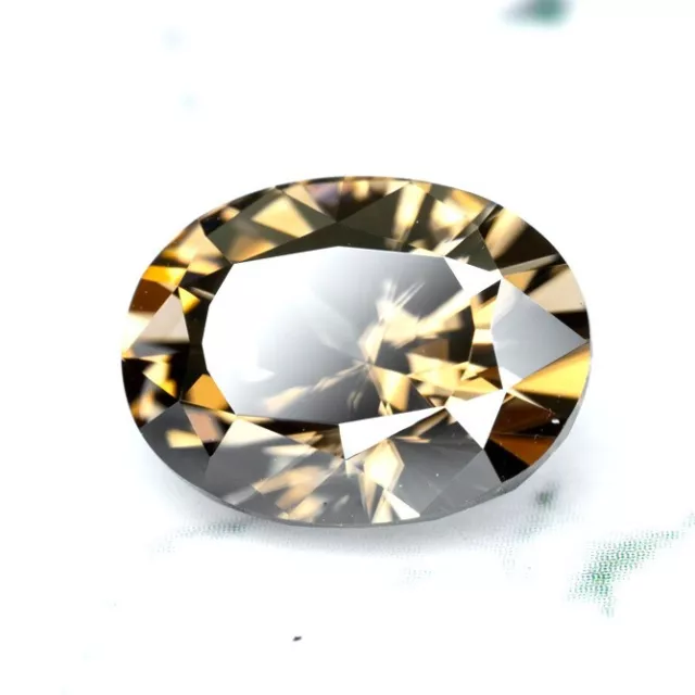 NATURAL ZIRCON, NIGERIA 5.62Ct FLAWLESS, OVAL 11.2 x 8.5 mm, VIDEOS!