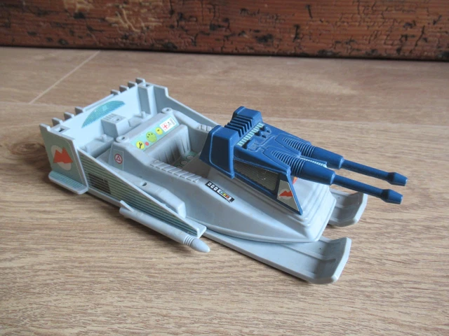 Véhicule blindé à chenilles RC - AMEWI - 22617 - Échelle 1:16 - Moteur