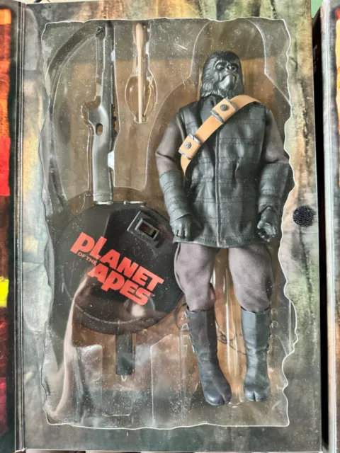 Sideshow Collectibles Planet of the Apes 1/6 figures - Dr Zaius, Taylor, Gorrill 2
