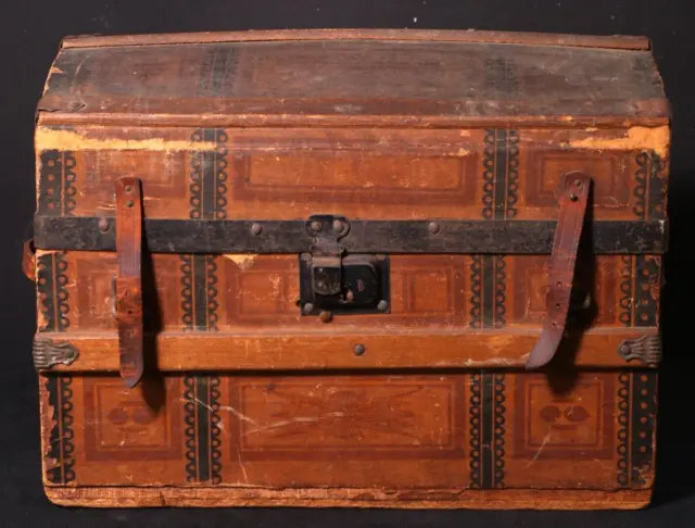 Victorian Child's Doll Dome Top Chest Wooden Steamer Trunk Insert Tray