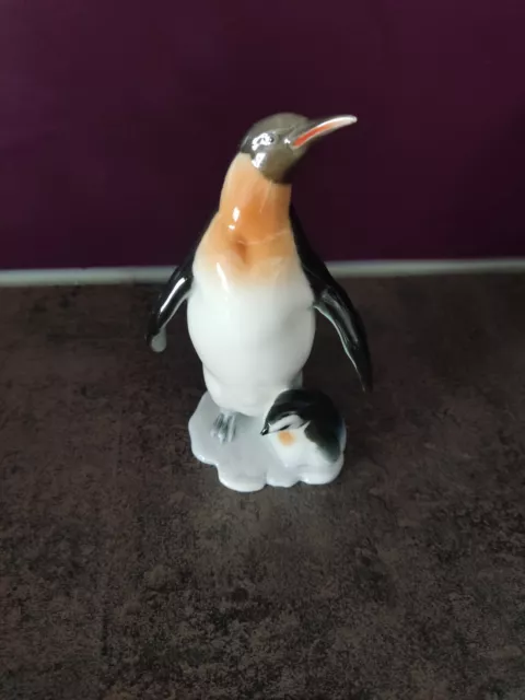 Hutschenreuther wunderschöner Pinguin mit Kind Höhe 12,5 cm