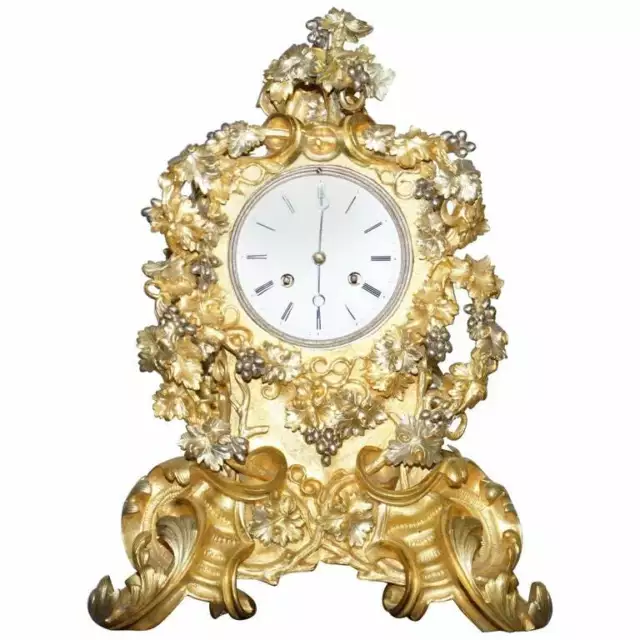 Stunning Circa 1860 Gold Gilt Bronze French Mantle Clock Large Decorative Piece