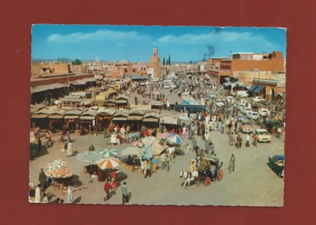 Maroc - MARRAKECH - Place Jemaa el Fna    ....    (E9412)