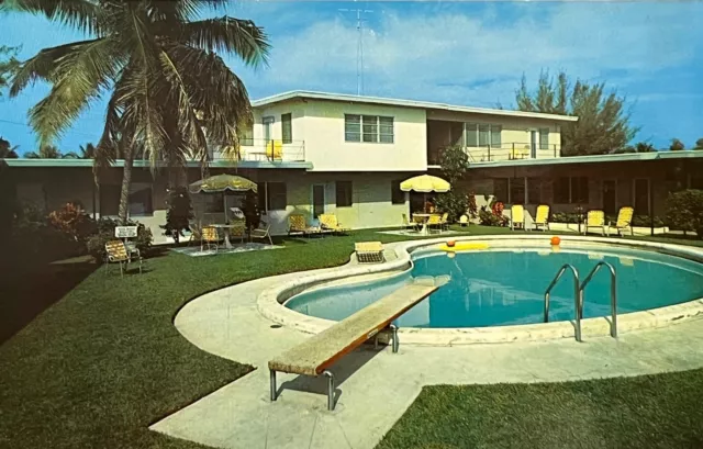 Fort Lauderdale Florida Postcard Areca Palms Apartments Motel Swimming Pool VF