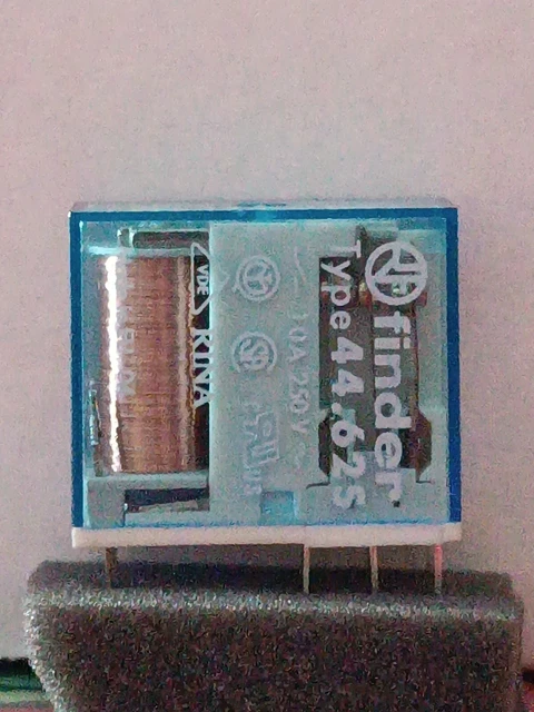 TLA Distribution Ltd - Finder 40.61.7.024.0000 40 Series Miniature PCB Plug-in R - Foto 2