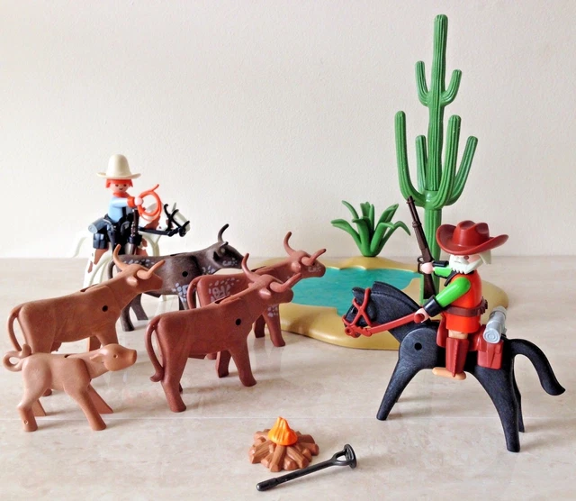 PLAYMOBIL (3801) RARE Vintage Western Water Hole with Long Horn