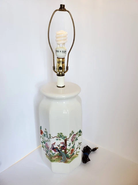 Vintage Oriental Peacock Design Porcelain Table Lamp 8