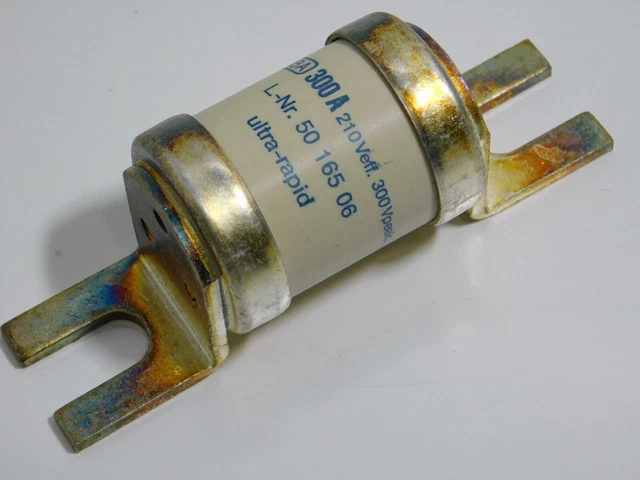 Fusibile Ultra Rapido 300A Siba L-Nr 50 165 06 300V #