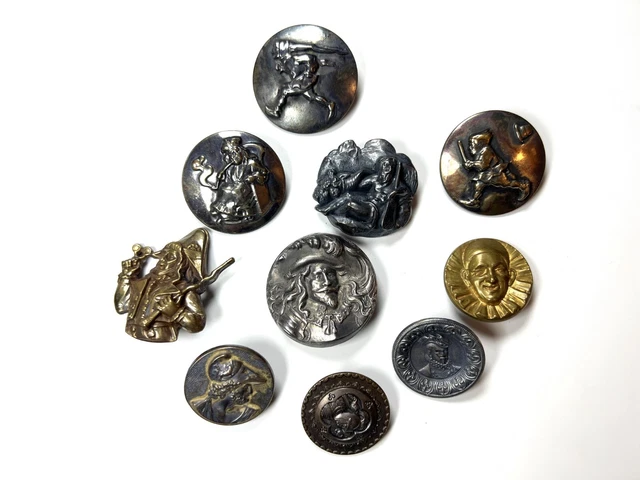 Lot de 10 boutons anciens, personnages (collection)