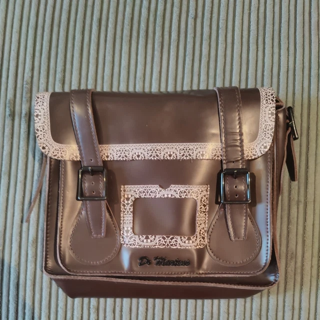 Dr martens shop satchel sale
