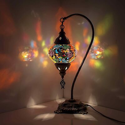 Lampada a mosaico marocchina turca fatta a mano Tiffany vetro colorato lampa..