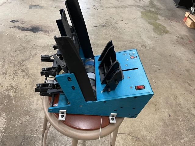 Sure-Feed SE-900-EX Add A Station Feeder