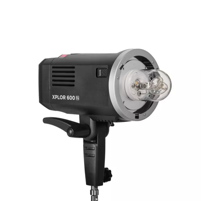 Flashpoint XPLOR 600  R2 Manual HSS Battery-Powered All-In-One Outdoor Flash 3