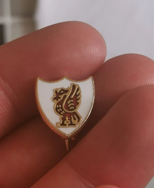 Lot De 3 Pins Liverpool Liver Bird (BU5) - Insignes Métal Et Plastique - Fabrication UK