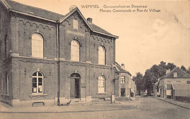 België - WEMMEL (Vl. Br.) Gemeentehuis en Dorpstraat