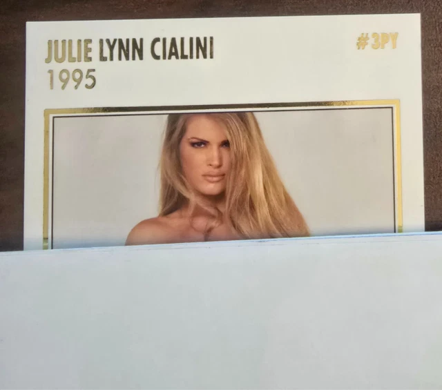 PLAYBOY PLAYMATE OF The Year Chase Card Julie Lynn Cialini #3Py £6.44