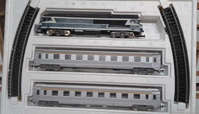 Coffret Train Jouef 754 Ho SNCF Auto Couchettes TAC BB 9201 + 2 Wagons STVA + 1 Voiture