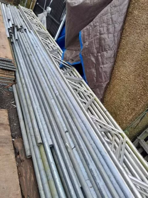 Scaffold Poles / Steel Poles/ Galvanised steel Scaffold pole / Scaffold Tubes.