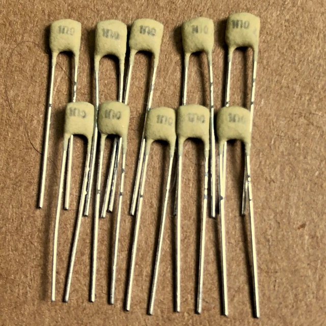 Lot De 10 Condensateurs Céramique 220nF 50V THOMSON - Non Polarisés, Multicouche - Pour Réparation électronique, Neufs