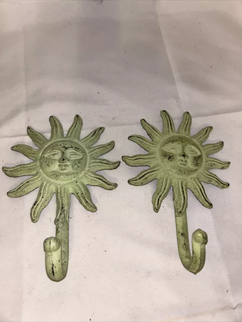 Cast Iron Sun Face Hook Wall Hanging Hook Home Hook Decor Pastel Green6-1/2” B15