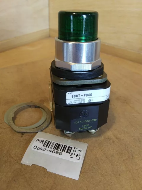 Allen Bradley 800T-PB46G Push Button. Illuminated. Green Lens