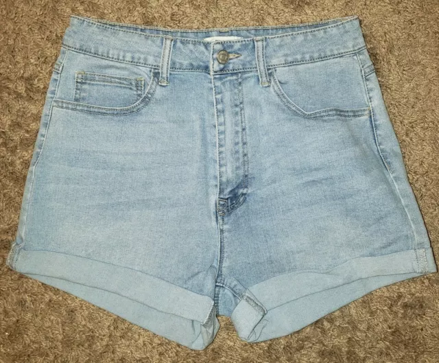 Forever 21 Womens sz 29 Waist 28 Light Blue Denim Cuffed Zip- up Stretch Shorts