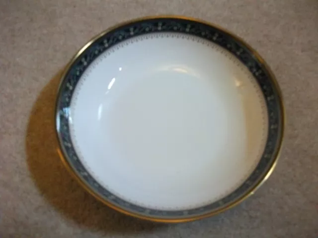 Royal Doulton "Coleridge" English Fine Bone China 7" Soup Bowl, H5147 Unused