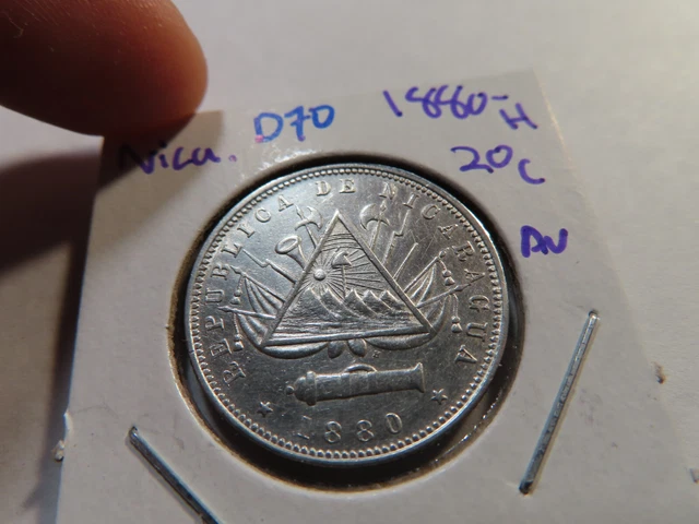 D70 Nicaragua 1880-H 20 Centavo AU
