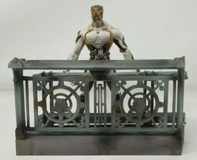 Marvel Legends Diamond Select Avengers Movie Chitauri 7" Figure & Display Base