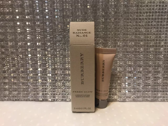 Burberry Fresh Glow Luminous Fluid Base In Nude Radiance No.01 - 5ml Mini Boxed