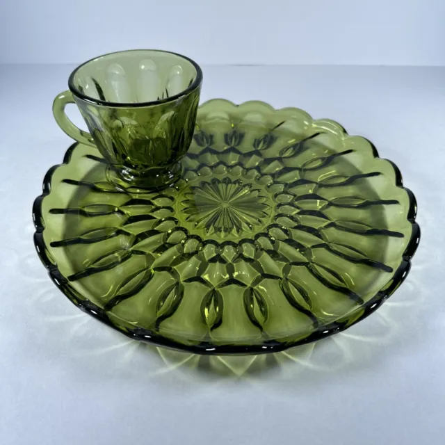 Anchor Hocking Fairfield Stem #1200 Snack Plate And Tea Cup Avocado Green Set 