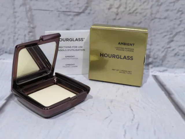 Hourglass Ambient Lighting Powder in Diffused Light 1.3g Travel Size –New in Box