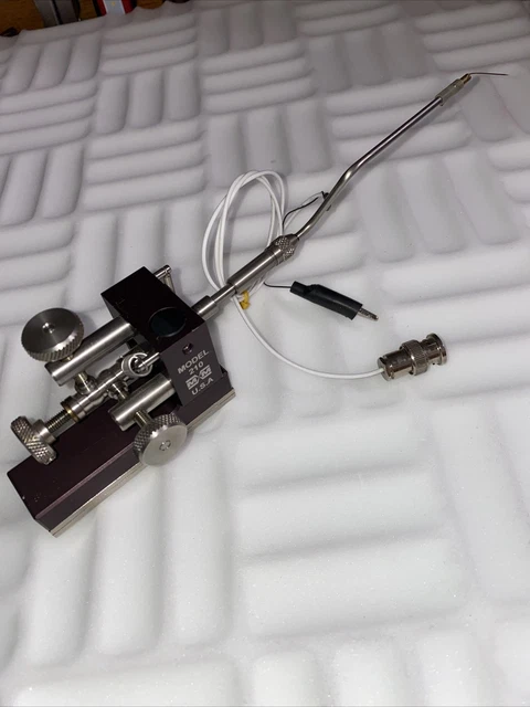 MM Micro-Manipulator 210 Probe Positioner Manipulator (D)