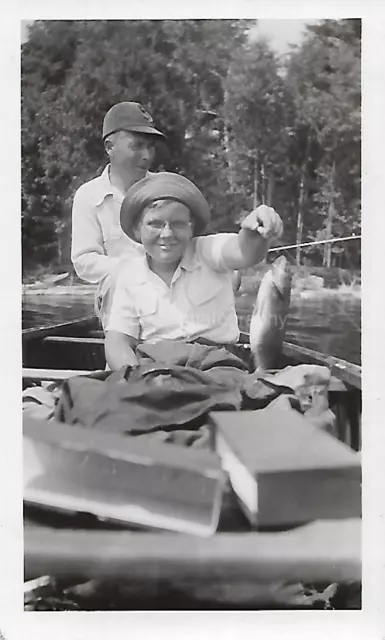 FISHING HAUL Boy FOUND PHOTOGRAPH Black+White Snapshot ORIGINAL Vintage 211 55 H
