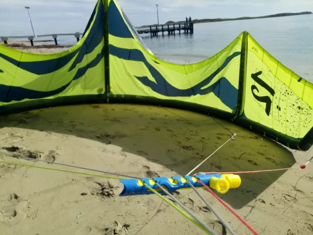 Kite Cleat - Kitesurfing / Kiteboarding line management tool, no kite knife