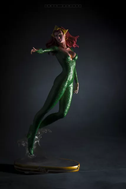 MERA - DC Cover Girls Statue Numbered 0751/5200 - Good Condition in Box