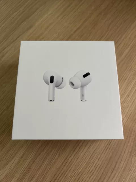 Apple AirPods Pro (1st Generation) with Wireless Charging Case