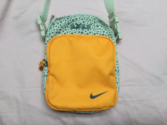 Lebron nike heritage x store atmos basketball crossbody bag