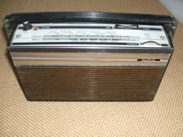 transistor poste radio radiola,ne fonctionne pas, pour déco vintage ou pieces 
