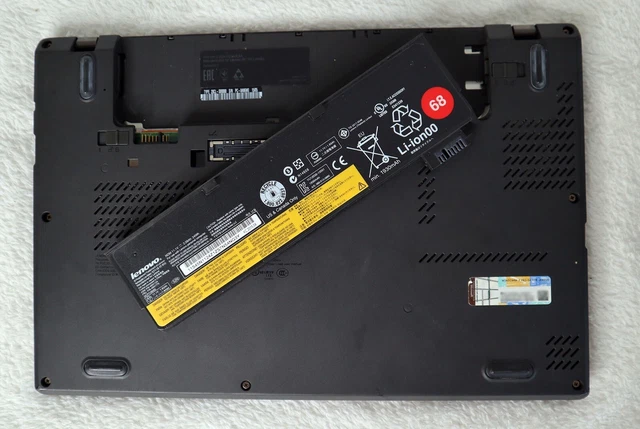 Lenovo Thinkpad X250 Core i5-5200U 2,20GhZ | 8GB RAM | 256GB SSD | Windows 10 8
