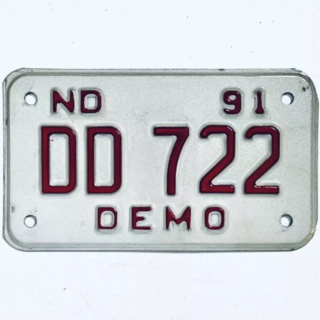 1991 United States North Dakota DEMO Special License Plate DD 722