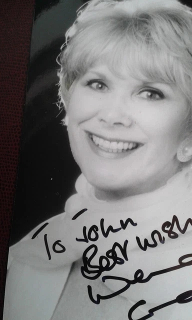 Wendy Craig,Hand Signed 3.5  X5.5  B/W Photo,To 'John' Best Wishes Great Actress
