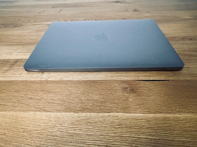 Apple Macbook Pro 13 zoll 1TB 3,1 GHz Dual-Core Intel Core i5 16 GB 2133 MHz  3